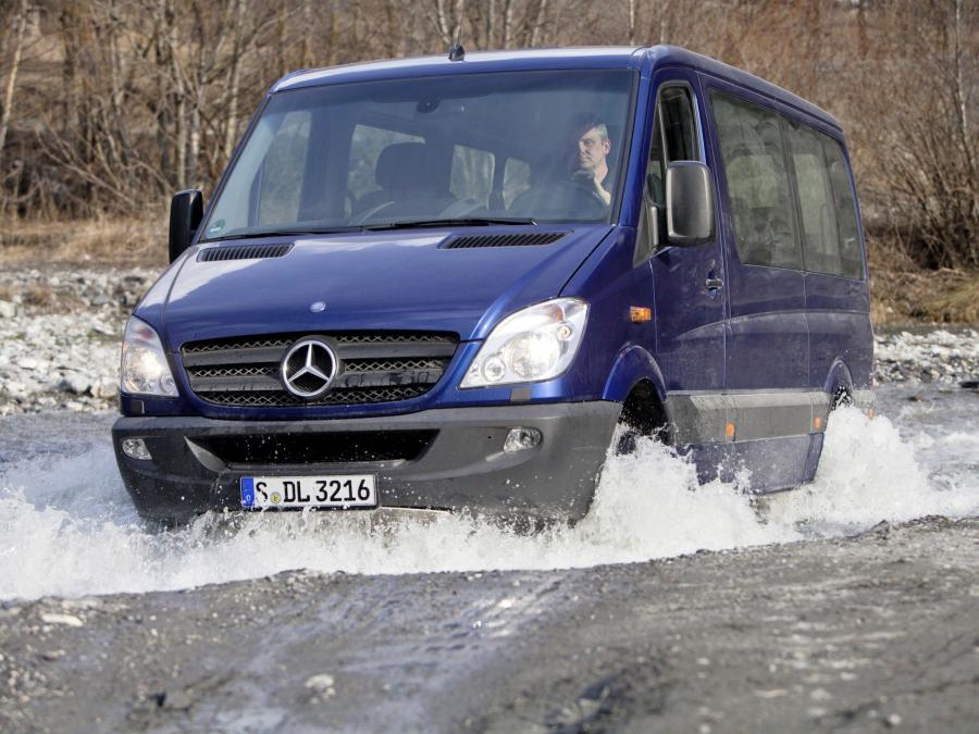  Mercedes-Benz Sprinter 4x4 2009 года  (фото 7 из 11)